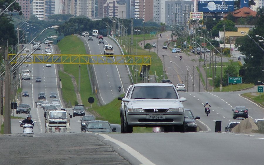 Acostamento em rodovias