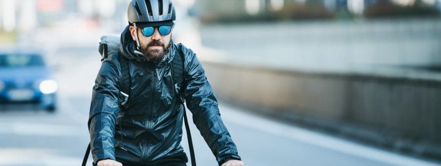 Ciclista no trânsito