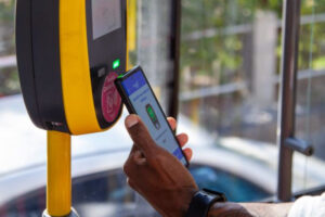 Pagamento transporte público com celular