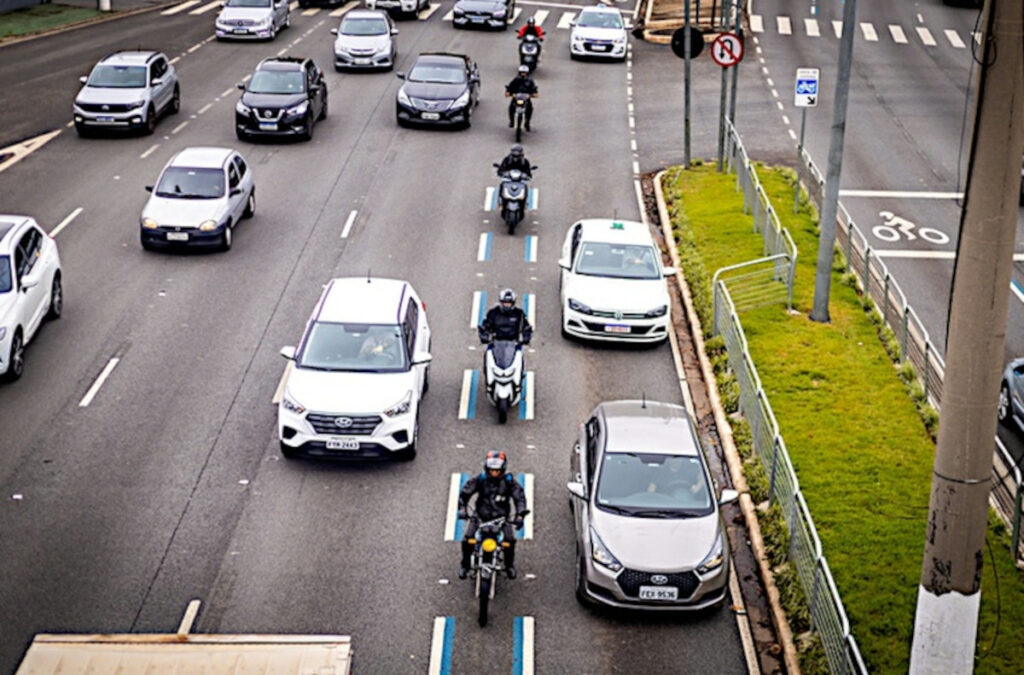 Implantação faixa azul em Curitiba