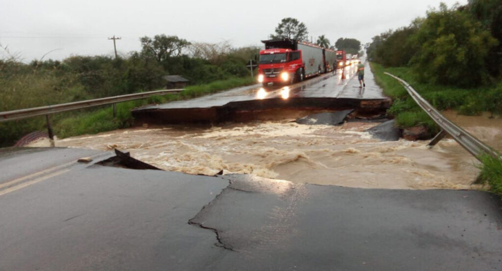 chuvas rodovia Rio Grande do Sul