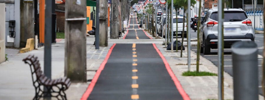 ciclovia Curitiba 15 de abril ciclista