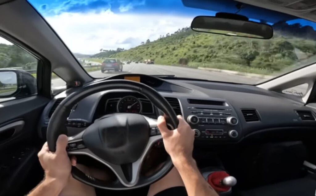 Curtidas acima da lei: quando likes viram incentivo à infração no trânsito