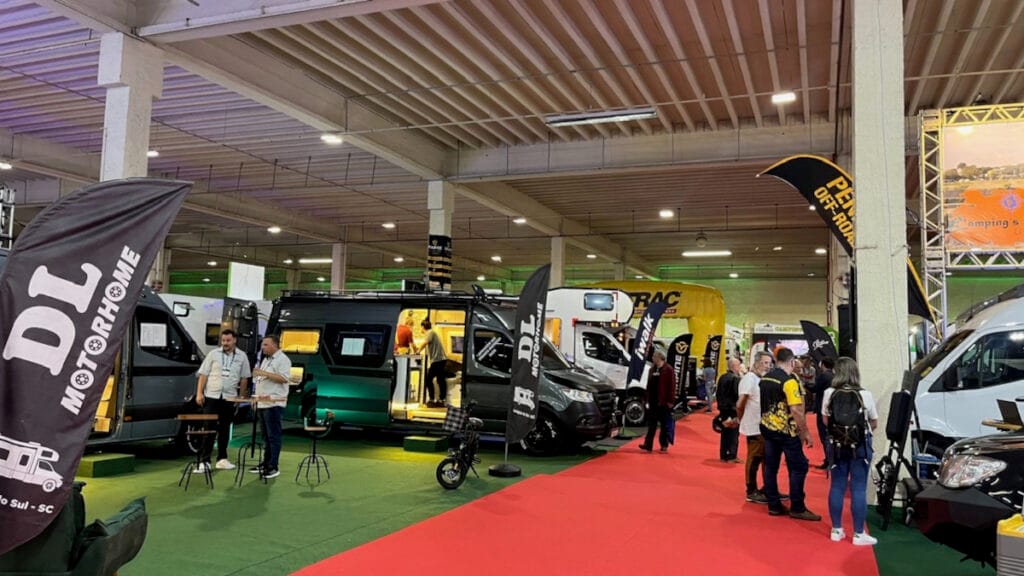 Expo MotorHome 2025 marca crescimento do campismo e levanta questões sobre regularização desses veículos