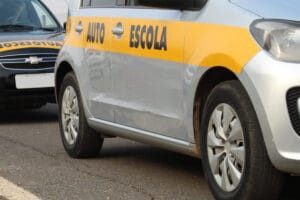 crise nas autoescolas