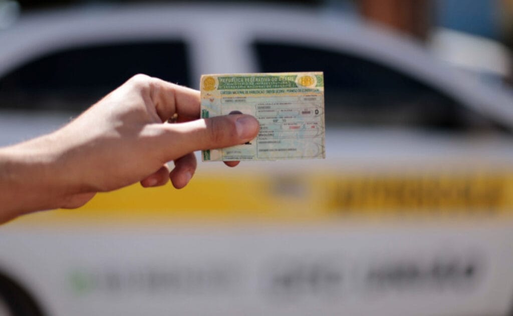 Entidade internacional alerta para risco de retrocesso na formação de condutores no Brasil