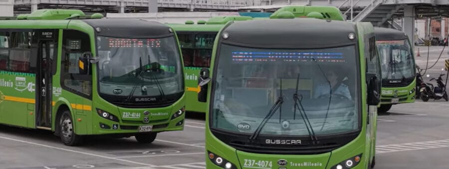 ônibus BYD