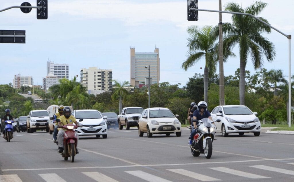 Detran/TO alerta proprietários de veículos com placas de final 0 e 9 sobre fim do prazo para pagar licenciamento sem multas e juros
