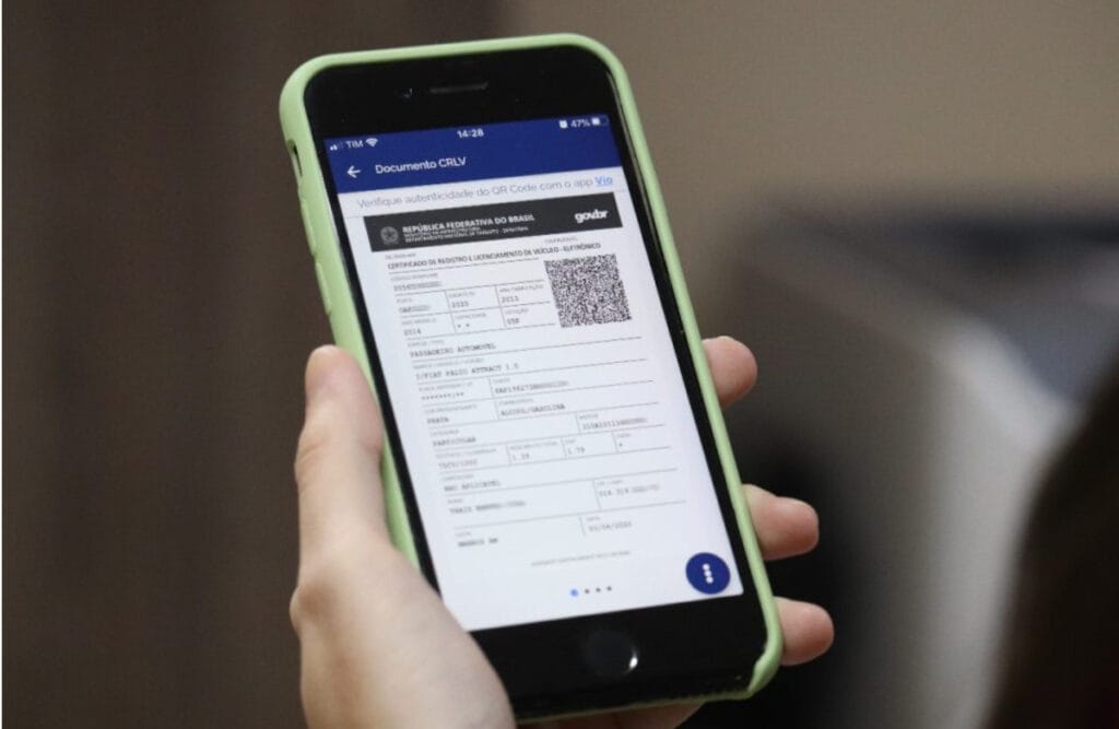 CRV e CRLV: afinal, qual é a diferença entre os documentos do veículo?