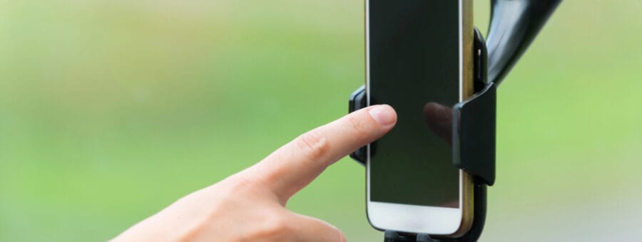 celular ao volante motorista