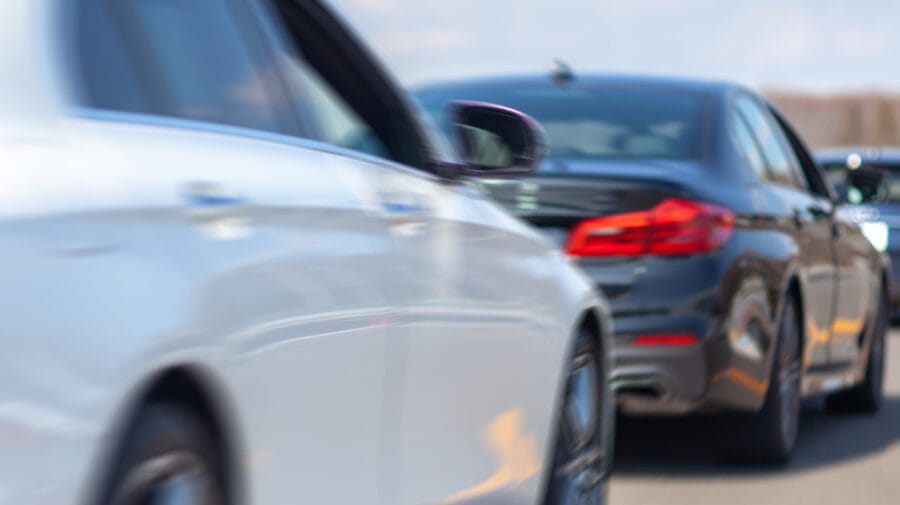 Carros com mais de 10 anos