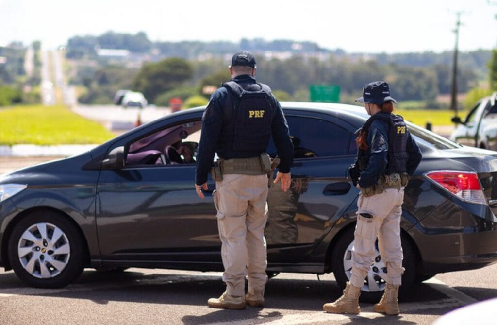 Mais de 10 milhões de infrações nas BRs em 2025: excesso de velocidade lidera ranking da PRF