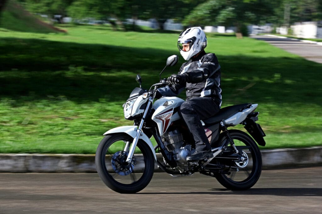 Isenção do IPVA muda comportamento de motociclistas em São Paulo