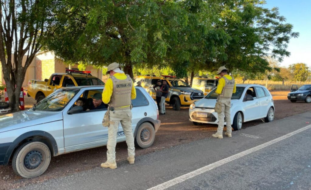 Quase 1 milhão de multas por documentação irregular em dois meses no Brasil