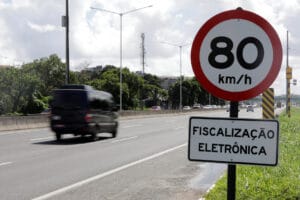 multas de trânsito por dia