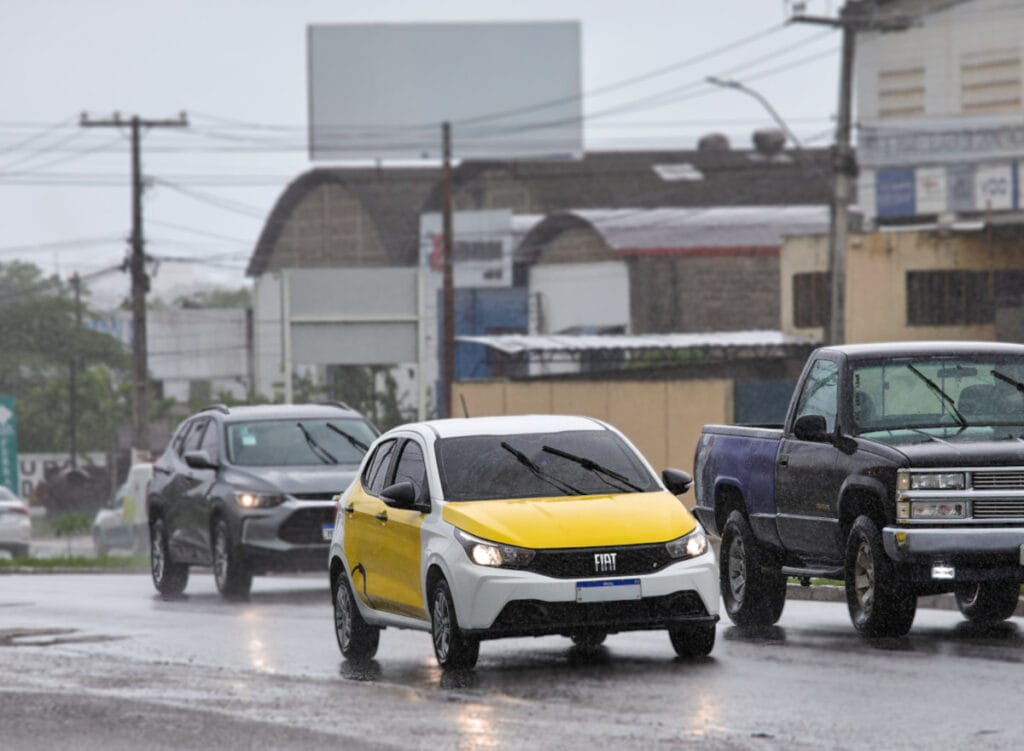 chuva trânsito