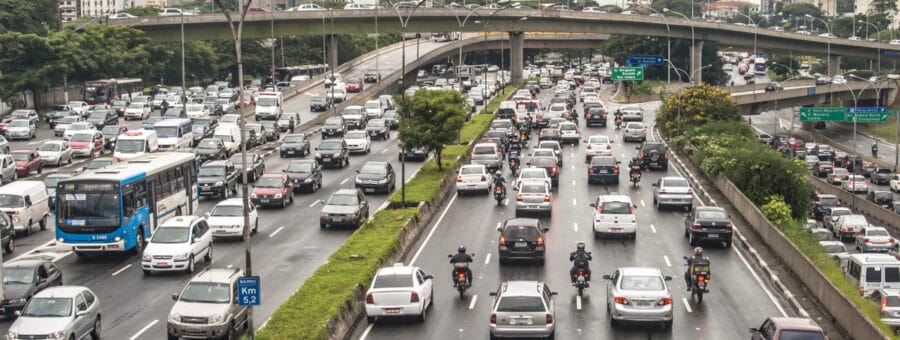 licenciamento atrasado multa