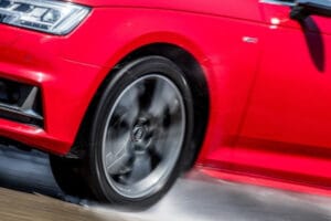 pista pneus