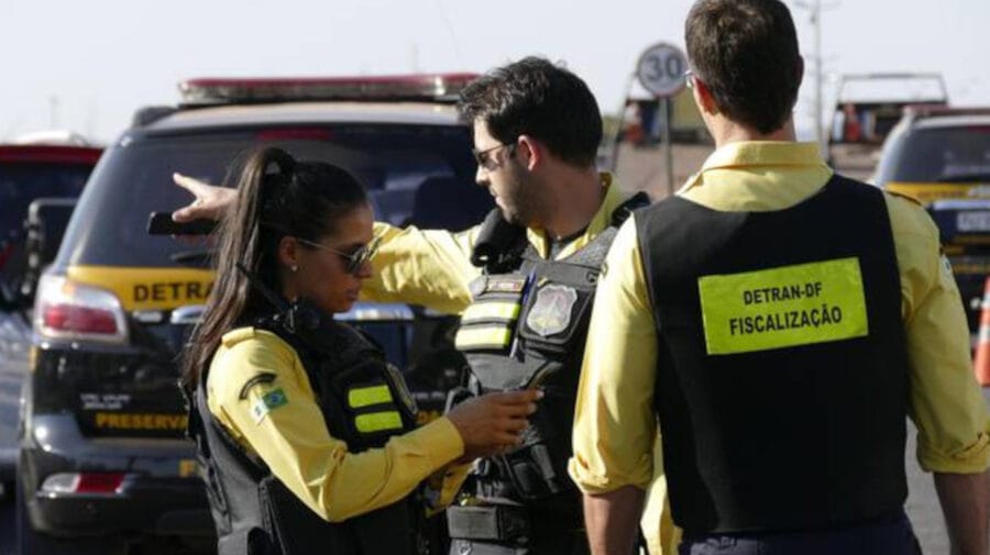 agentes de trânsito lei