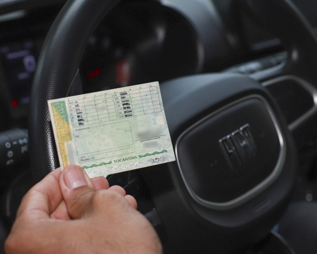 Renovação automática da CNH não deve acontecer mais; entenda