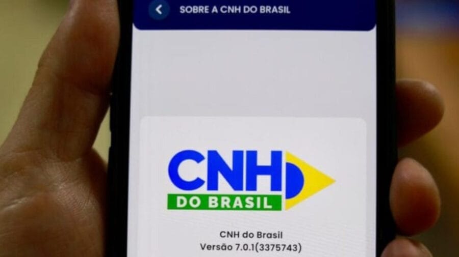 Golpe da multa de trânsito