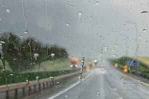 chuva forte nas rodovias