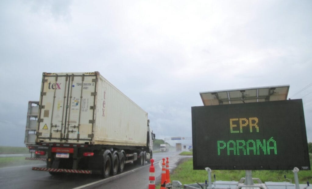 Sono ao volante preocupa durante escoamento da safra; veja os sinais de alerta para evitar acidentes