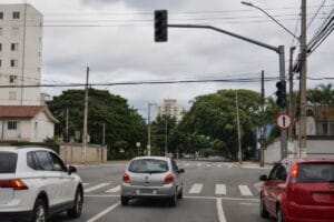 Semáforo apagado
