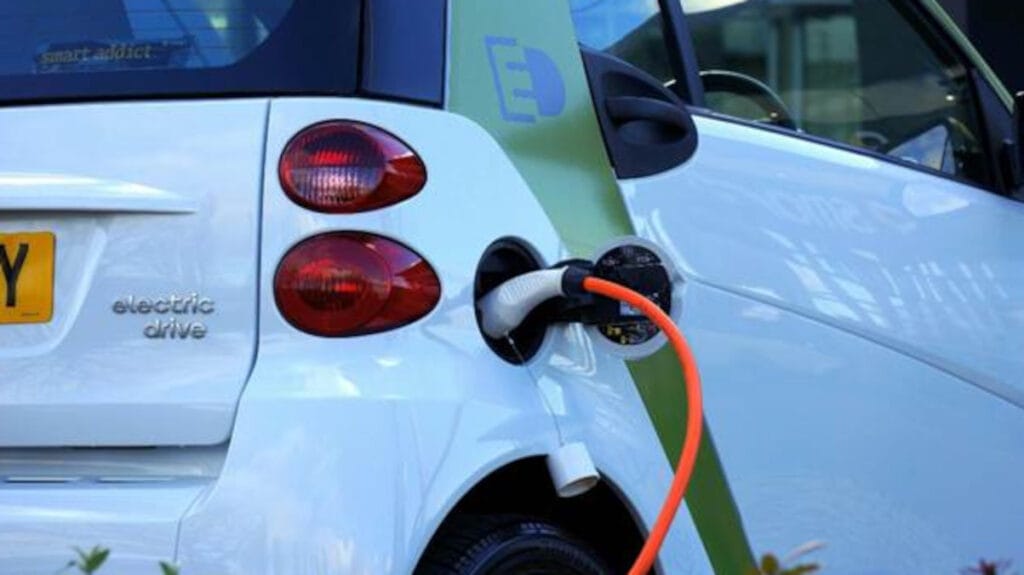 carro elétrico ou híbrido