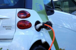 carro elétrico ou híbrido