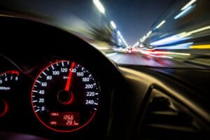 carro limitador de velocidade