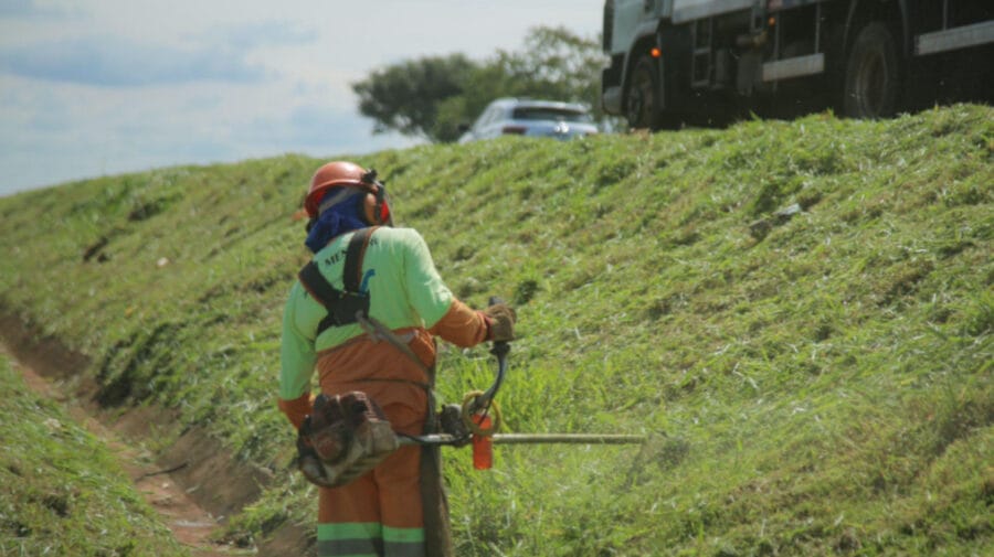 fumaça na pista