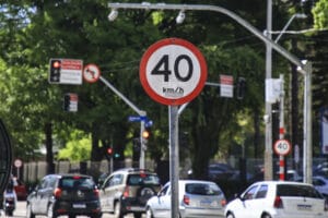 semáforos com radar