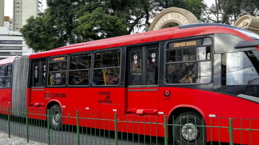transporte coletivo Curitiba