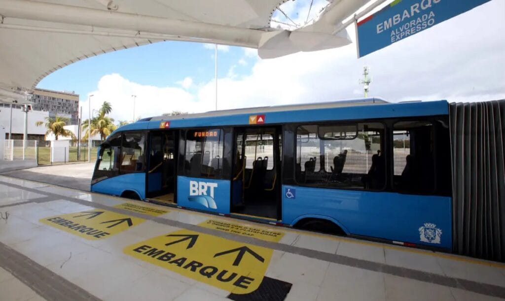 Brasil implantou menos de 12 km de corredores de BRT, por ano, desde 1974, aponta estudo da NTU