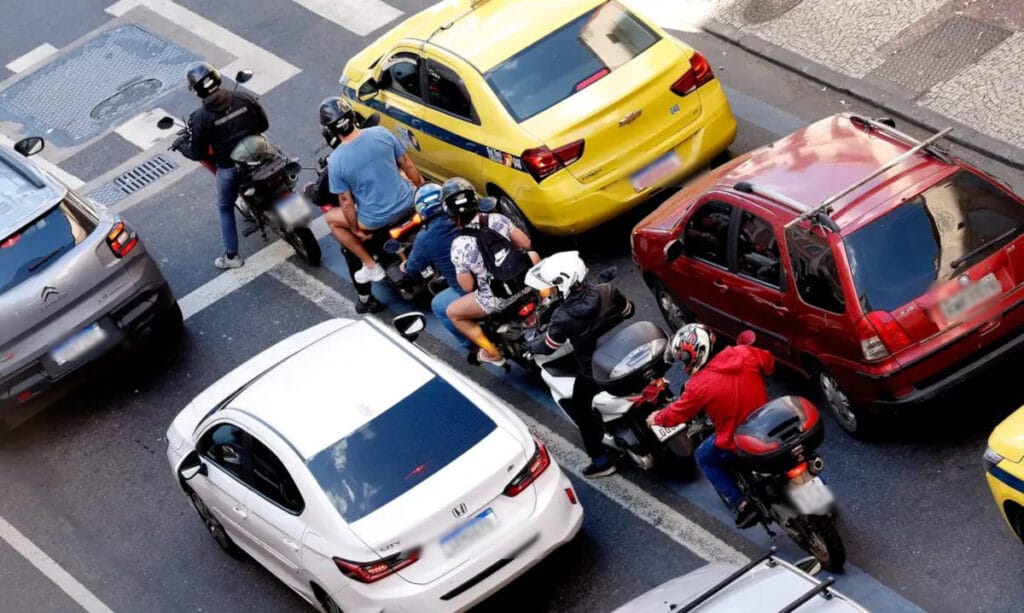 Licenciamento no Paraná acende alerta para alterações irregulares em veículos