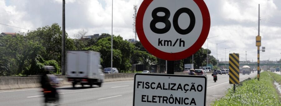 fiscalização por velocidade média
