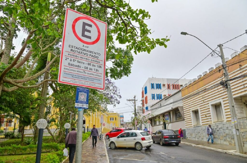 Zona Azul poderá ter 15 minutos grátis e prazo de 30 dias para pagamento antes da multa