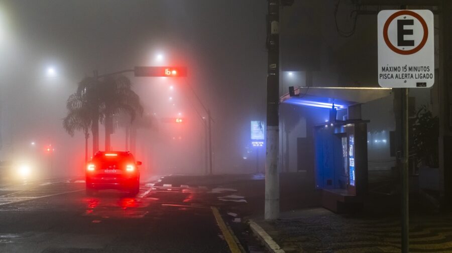 Carro no inverno