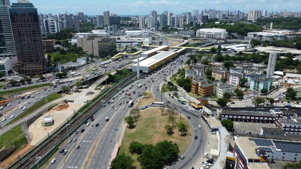 Brasil tem plano para reduzir mortes no trânsito, mas número de vítimas aumentou 13,6% desde 2020