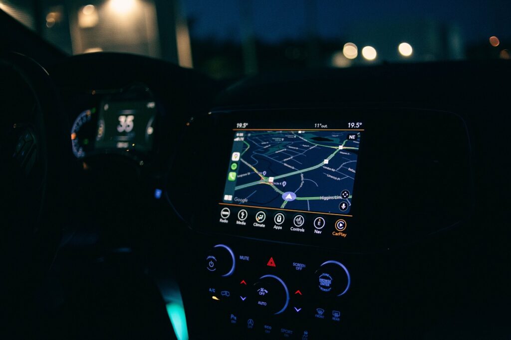 Por que o GPS do carro não serve do mesmo jeito para um caminhão?
