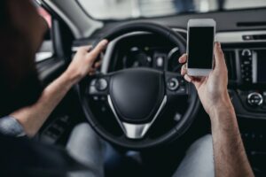 celular ao volante França