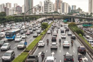 licenciamento atrasado multa